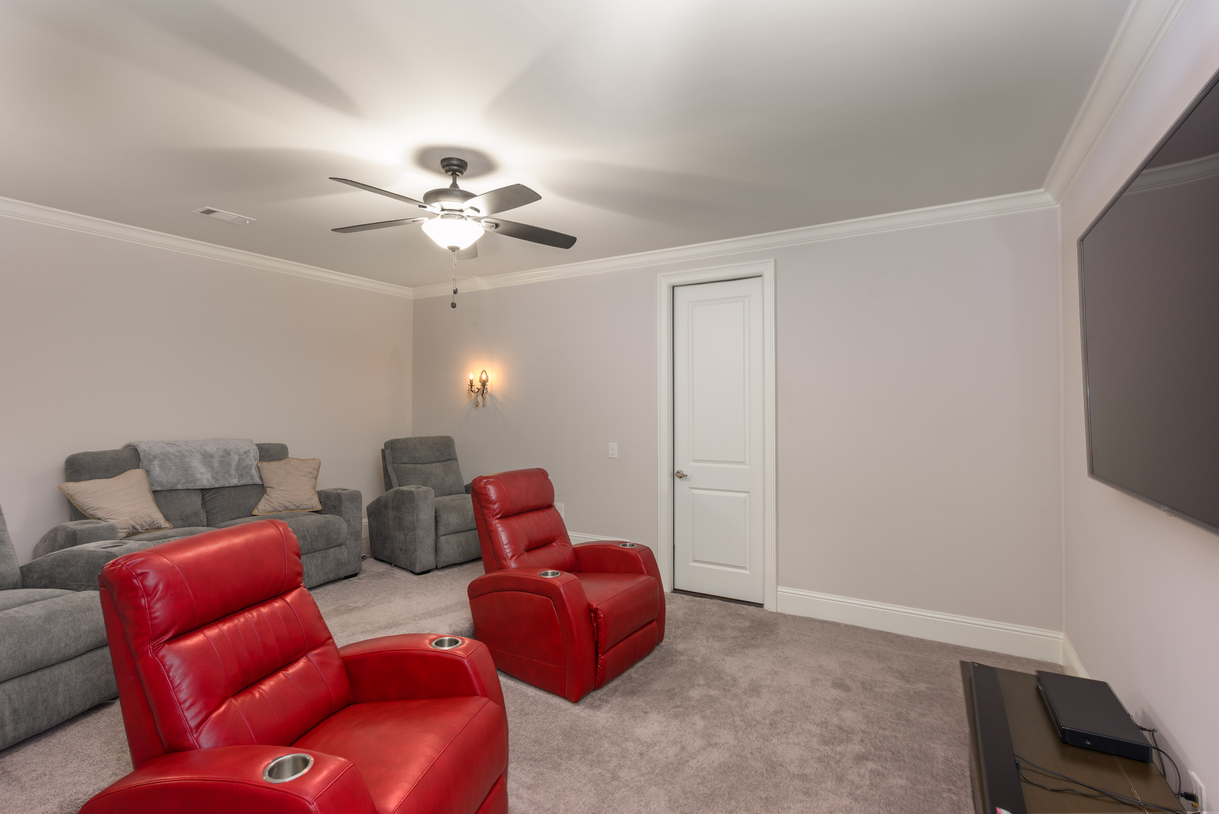 2711 Linger Longer Drive image 33